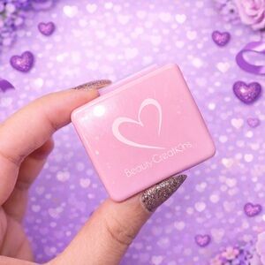 Beauty Creations Heart Pink Compact